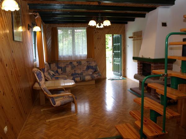 ルチャネ・ニダZielony Domekアパートメント 部屋 写真